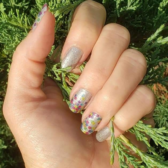 Color Street Frontline Heroes - Picture 4 of 6